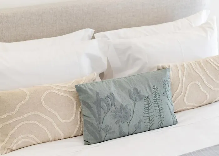 Glow | 111 Collection * بورتو